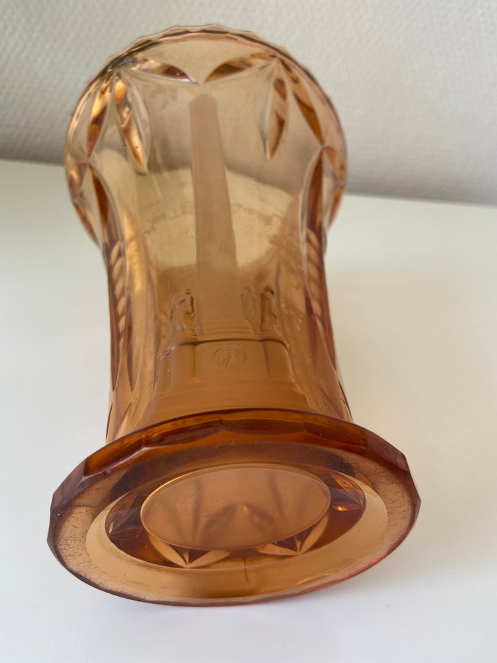 Glas Art Deco vase med