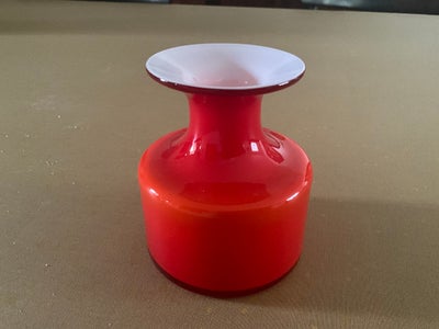 Glas Rød opaline CARNABY vase 10