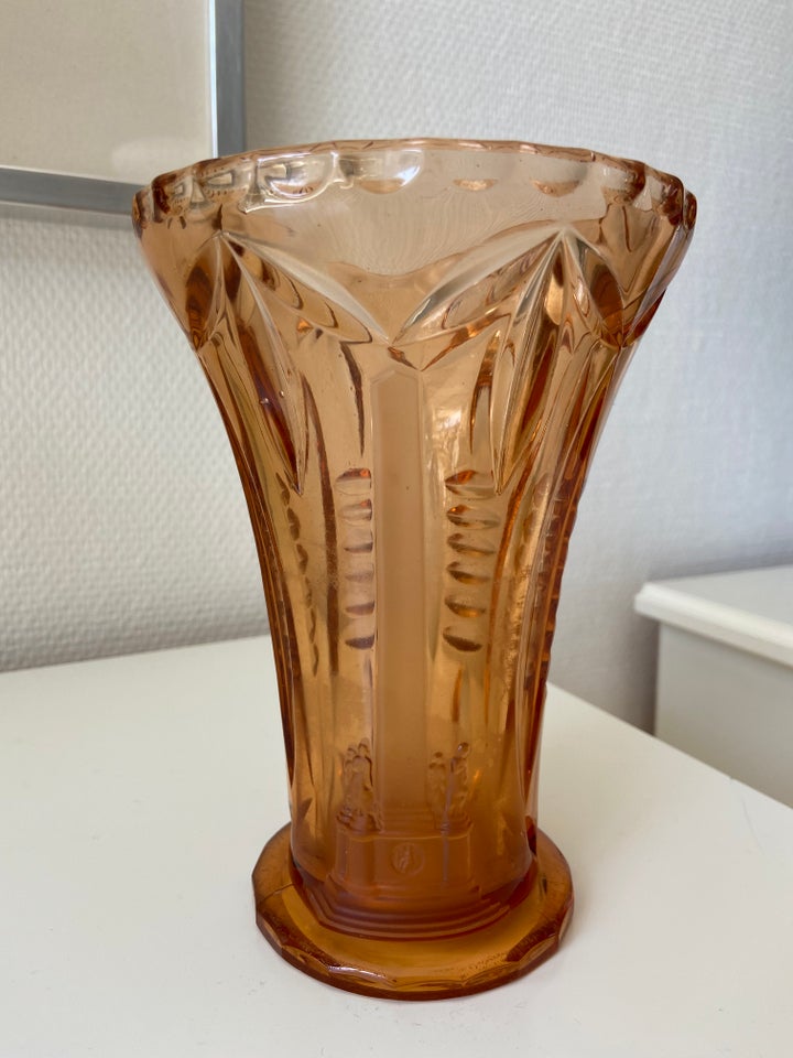 Glas Art deco vase med