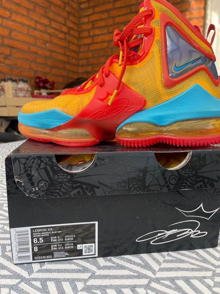 Basketstøvler Nike Lebron xix 19