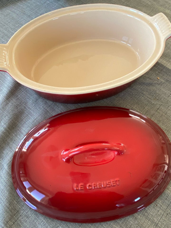 Stegeso, Le creuset