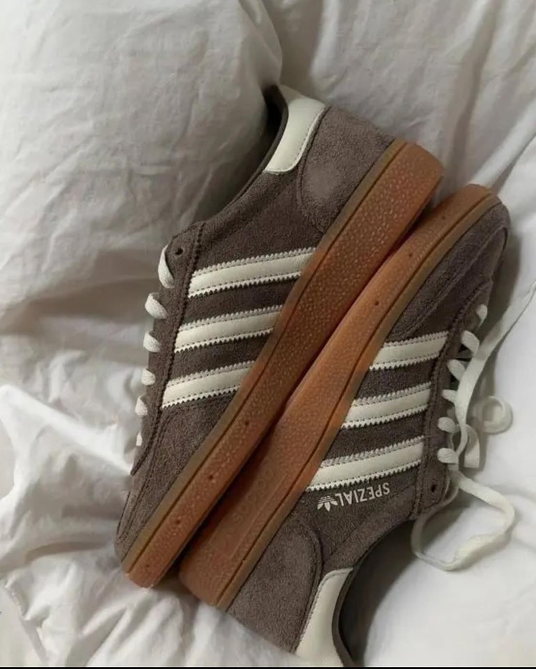 Sneakers, str. 38,5, adidas