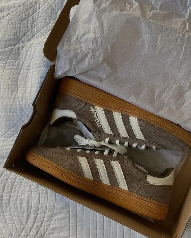 Sneakers, str. 38,5, adidas