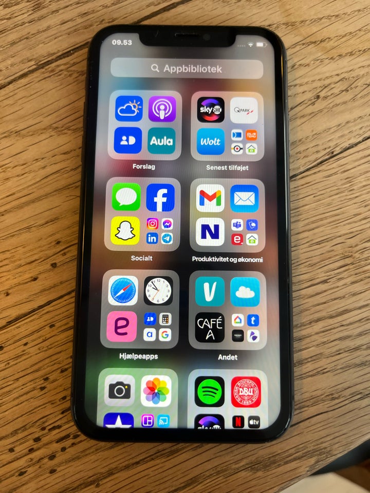 iPhone 11, 64 GB, sort