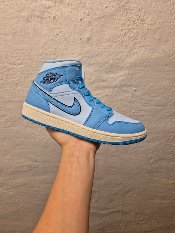 Sneakers, str. 38,5, Jordan 1 Mid