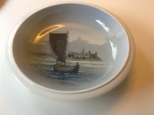 Porcelæn Skål med Kronborg  Royal