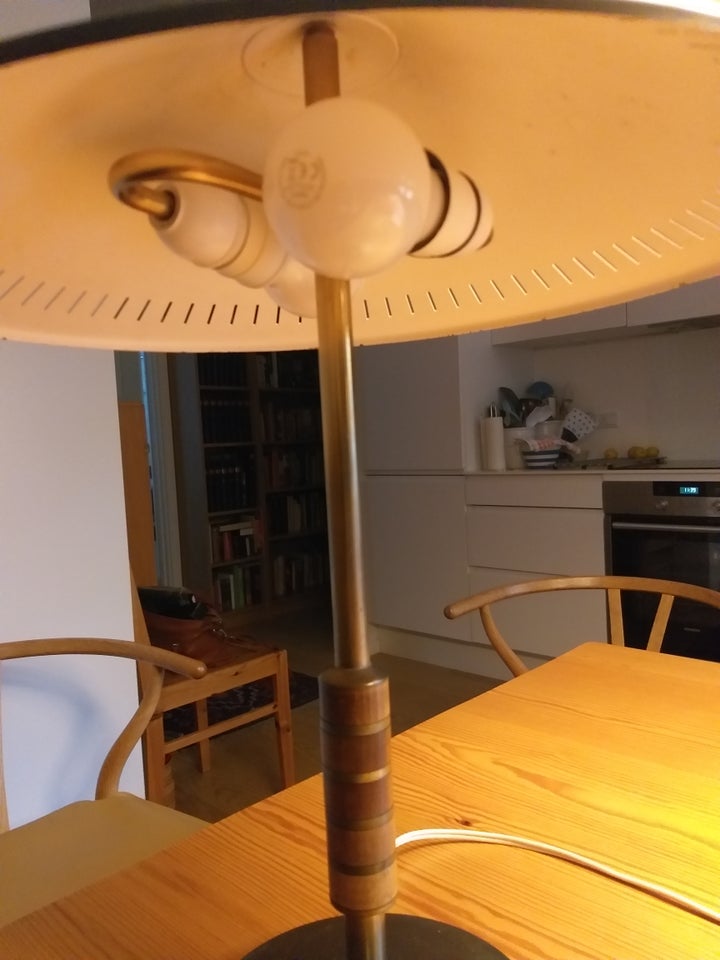 Skrivebordslampe,