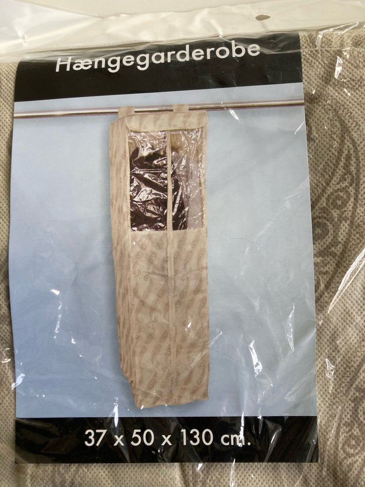 Hængegarderobe