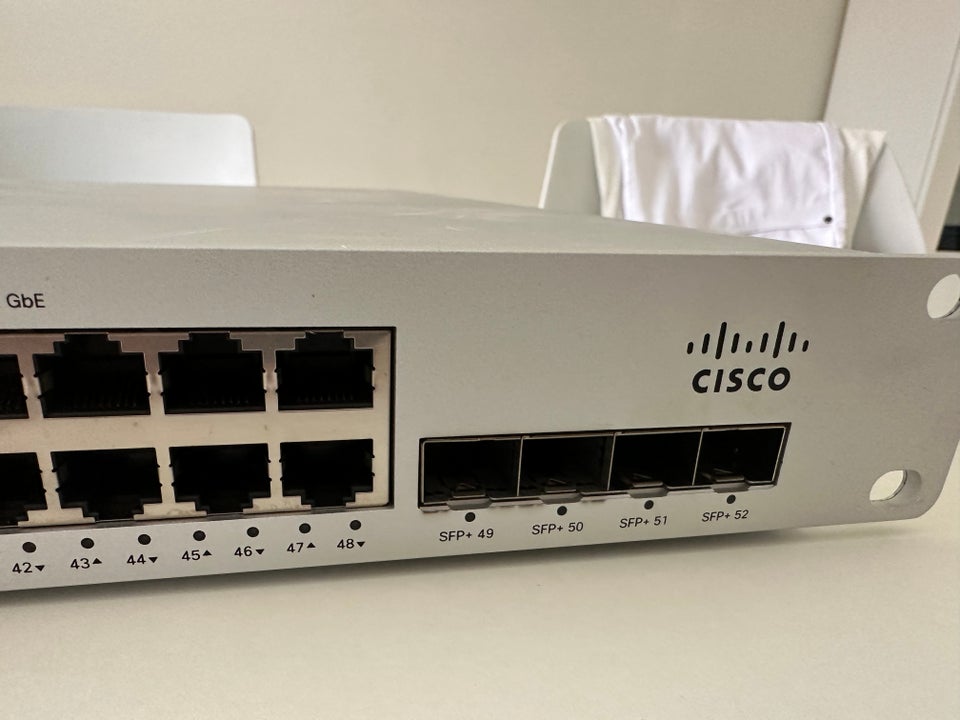 Switch Cisco Meraki MS320-48lp