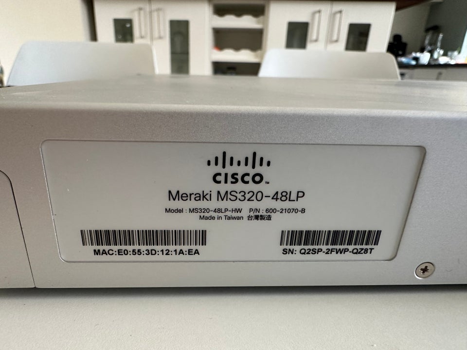 Switch Cisco Meraki MS320-48lp