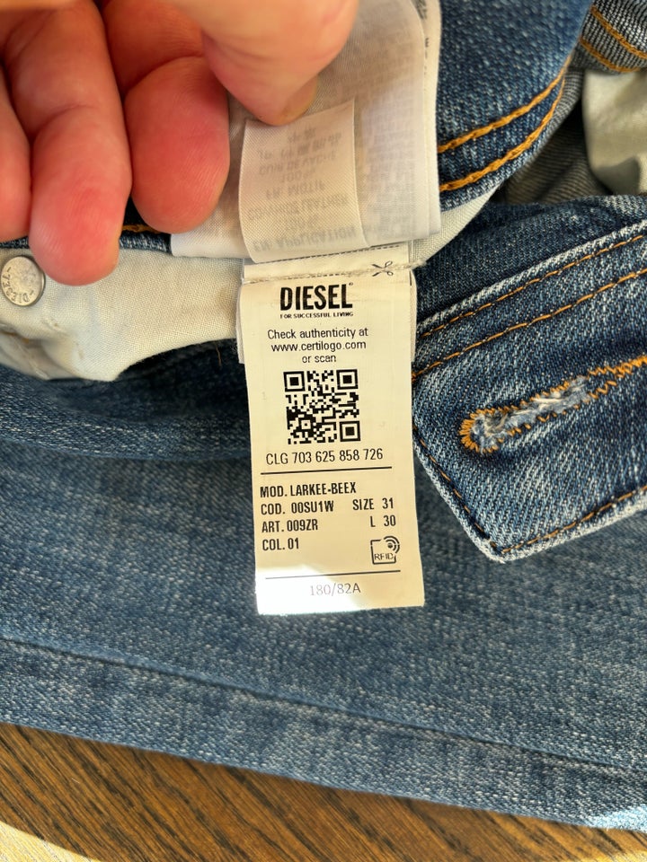 Jeans, DIESEL, str. 31