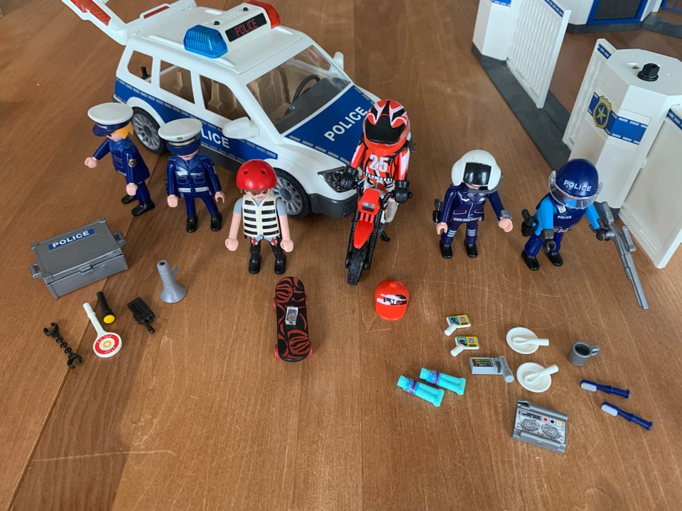 Playmobil, Stor politistation med