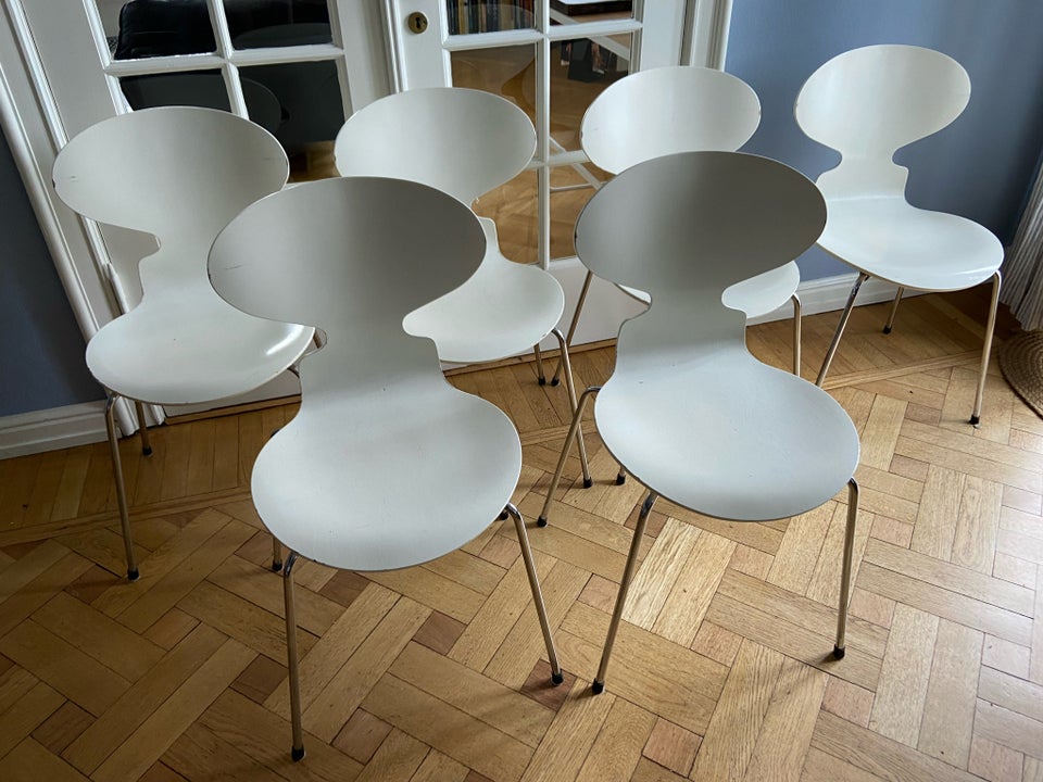 Arne Jacobsen, Myren,