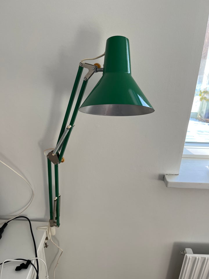 Arkitektlampe, LB