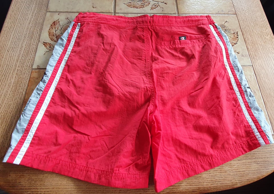 Shorts, Champion, str. 40