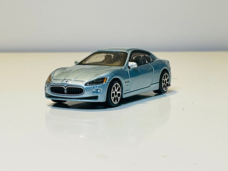 Modelbil, Bburago Maserati