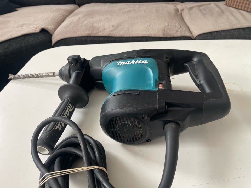 Borehammer, Makita HR 3200 C