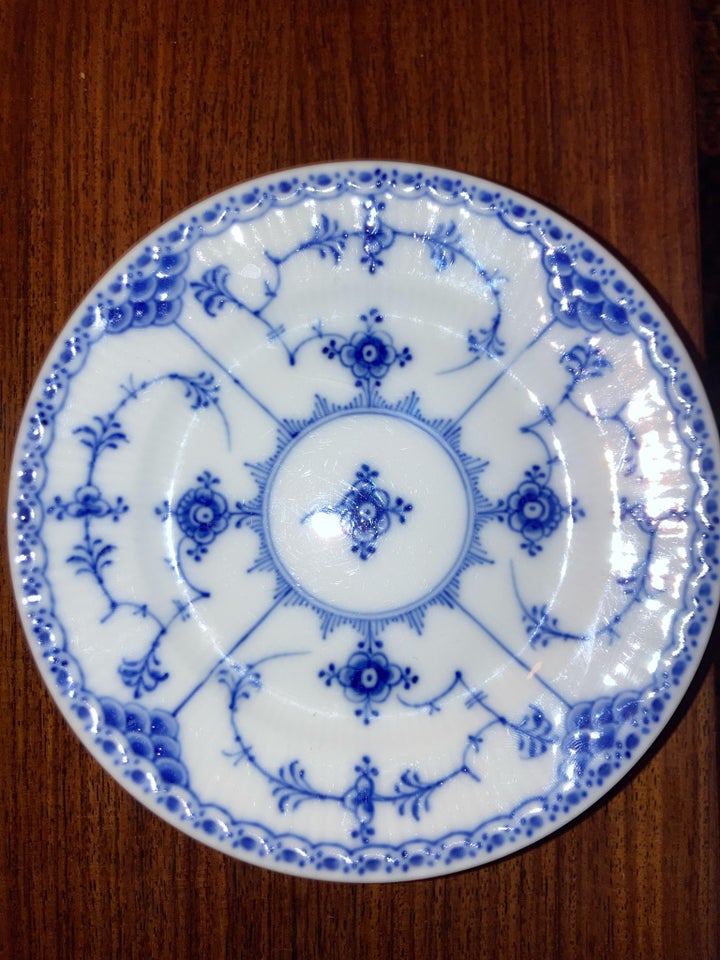 Porcelæn, Tallerkner , Royal