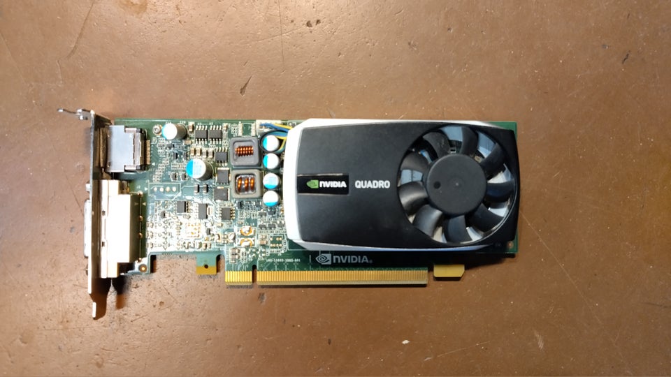 Quadro-600 Nvidia 1 GB RAM God