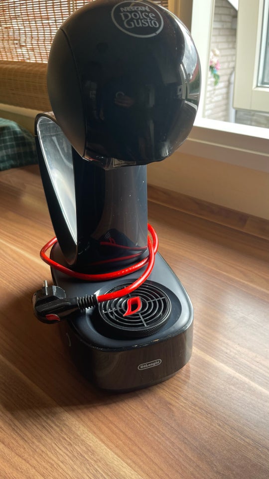 Kaffemaskine Delonghi Nescafé