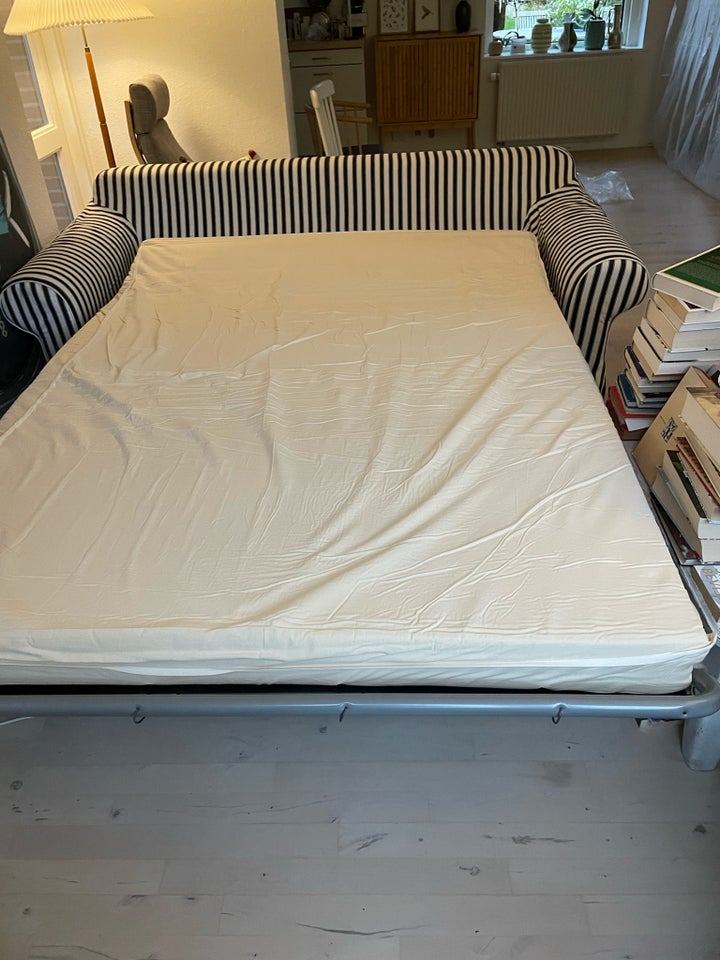 Sovesofa, Ikea Ektorp, b: 90 l: 200