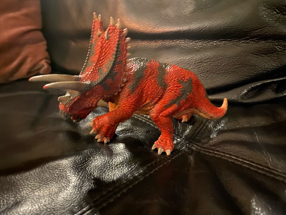 Dinosaur, Schleich