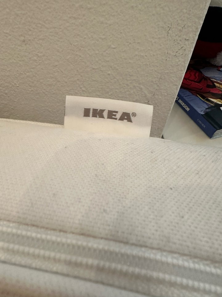 Skummadras, IKEA VYSSA