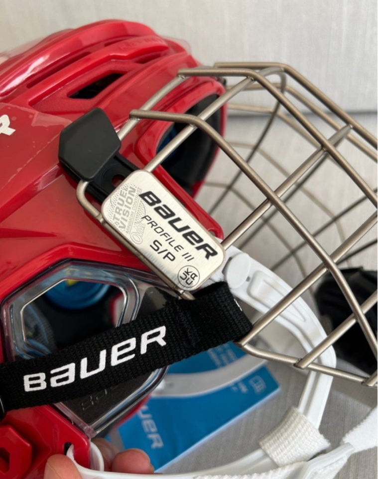 Ishockeyudstyr, Bauer Re-Akt 150