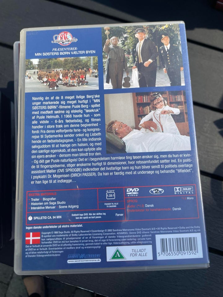 Min søsters børn vælter byen DVD