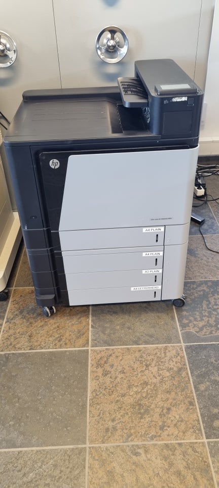 Laserprinter m farve HP