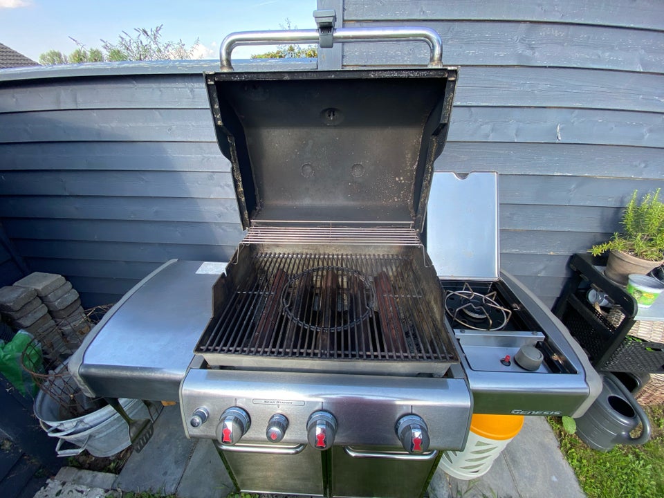 Gasgrill, Weber Genesis e-330