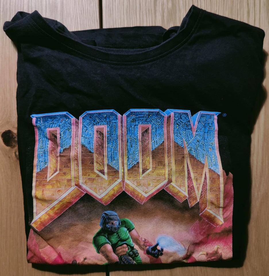 T-shirt, Doom T-shirt, str. L