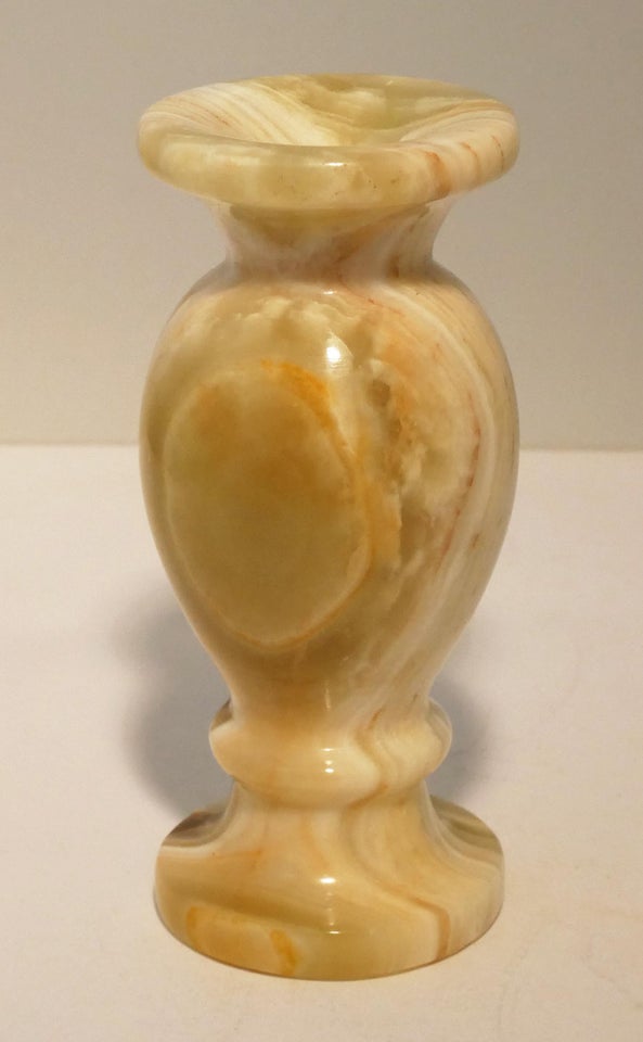 Lysestager og vase, Marmor