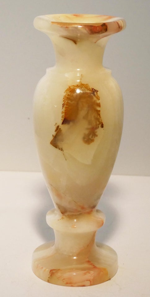 Lysestager og vase, Marmor