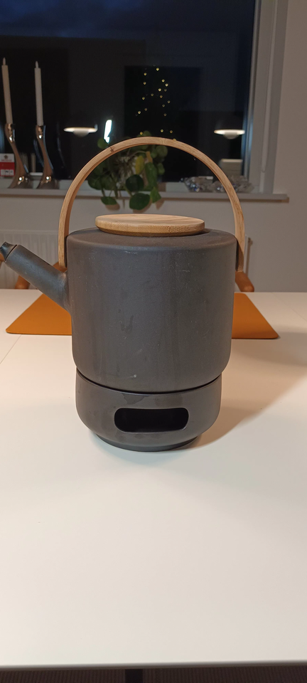 The kande, Stelton