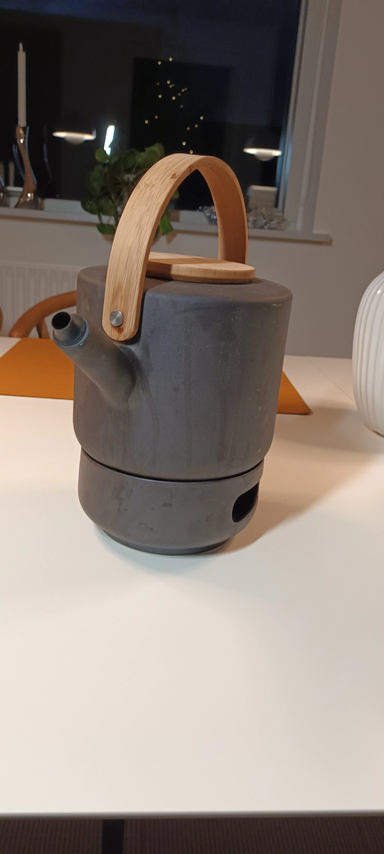 The kande, Stelton