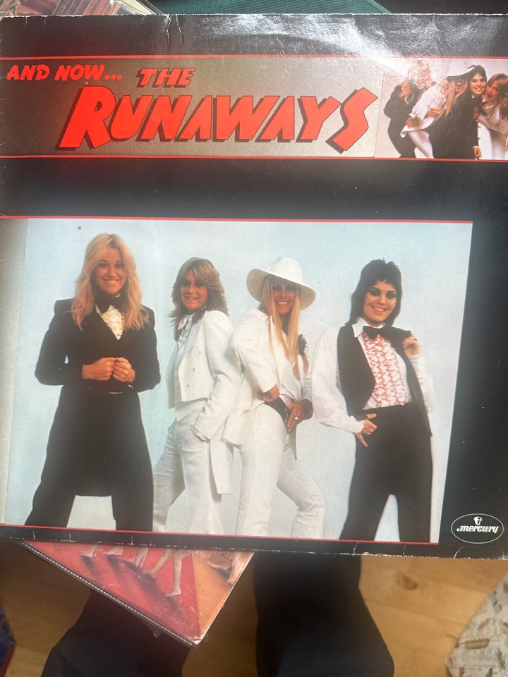 LP, The runaways