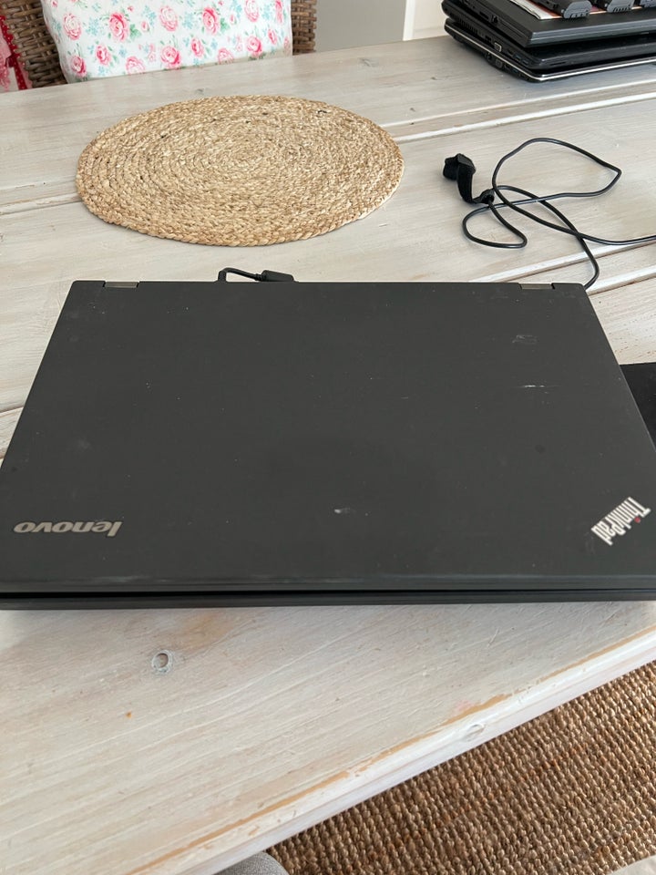 Lenovo Thinkpad 156" ( Win 11) 