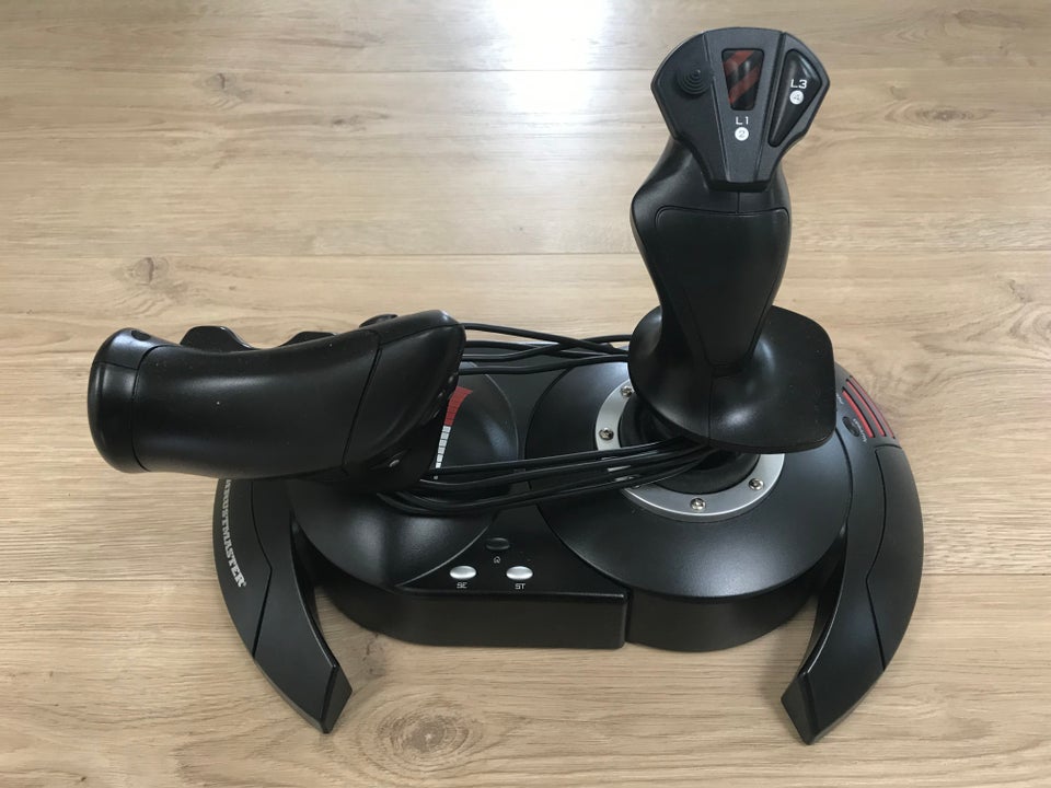 Andet Thrustmaster God