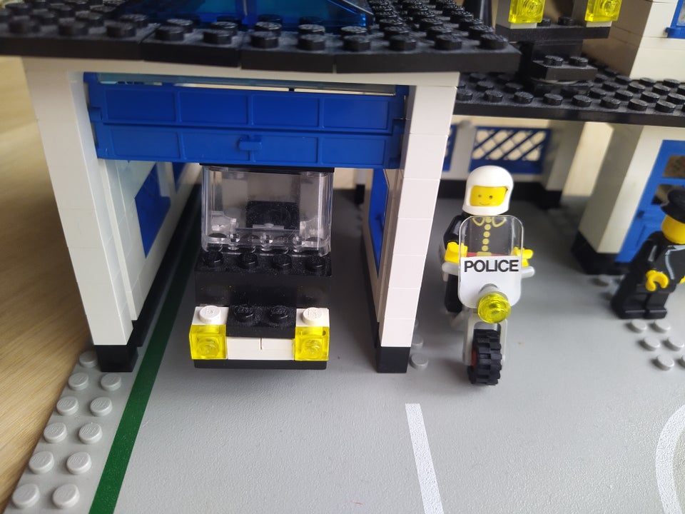 Lego City Lego politistation 6384