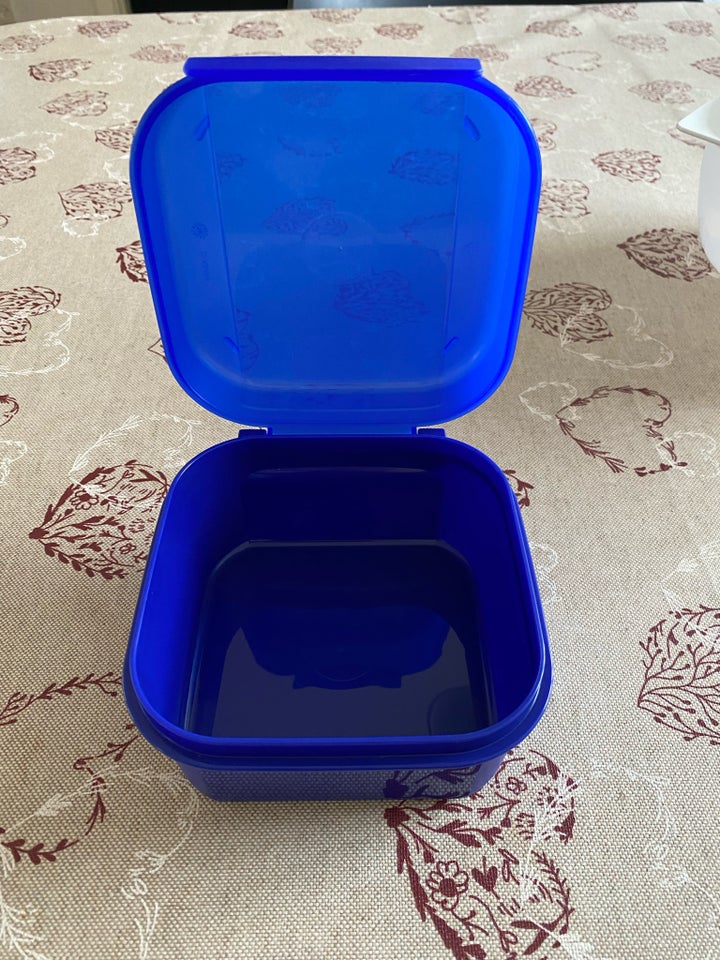 Diverse Tupperware Tupperware