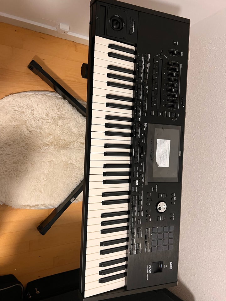 Keyboard, Korg Korg pa5x