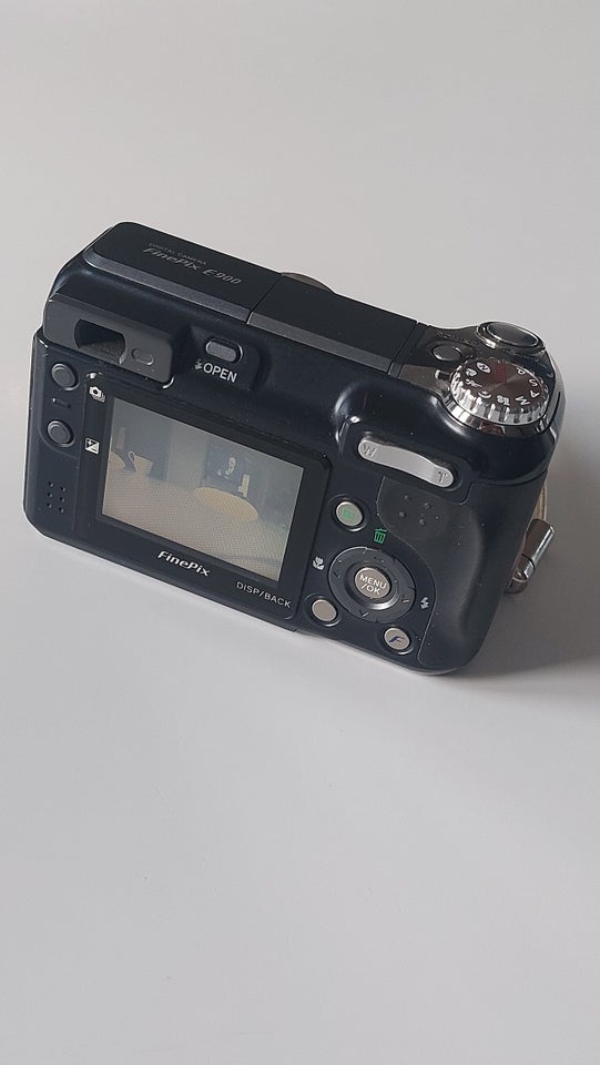 Fujifilm, FinePix E900, 9