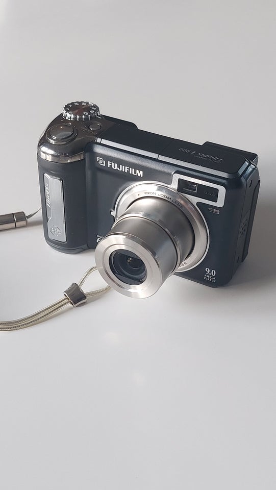 Fujifilm, FinePix E900, 9