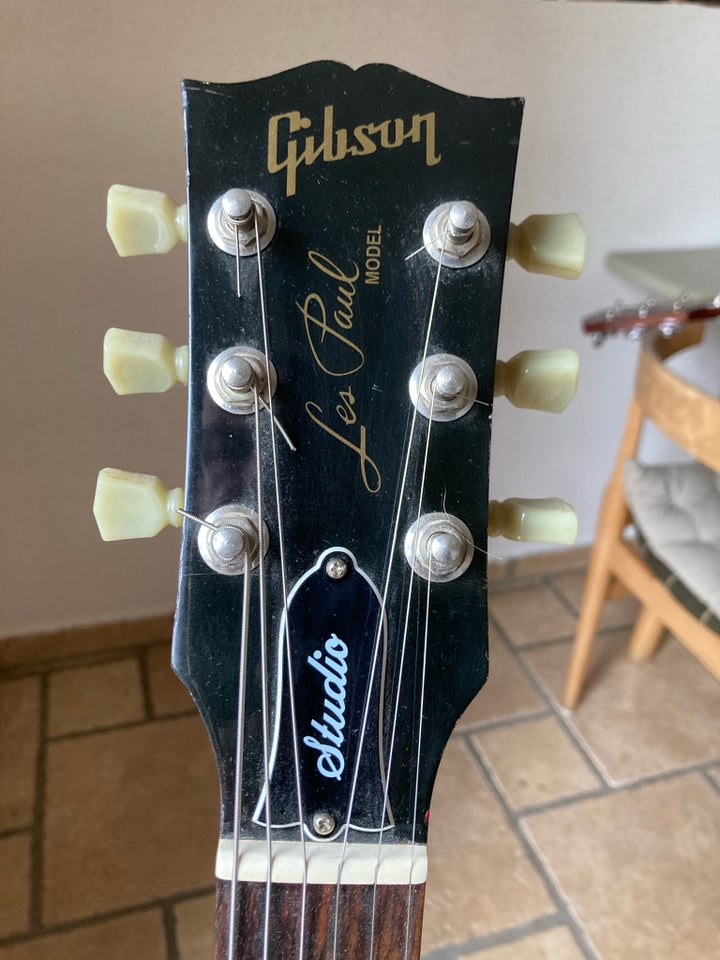 Elguitar, Gibson Les Paul studio og