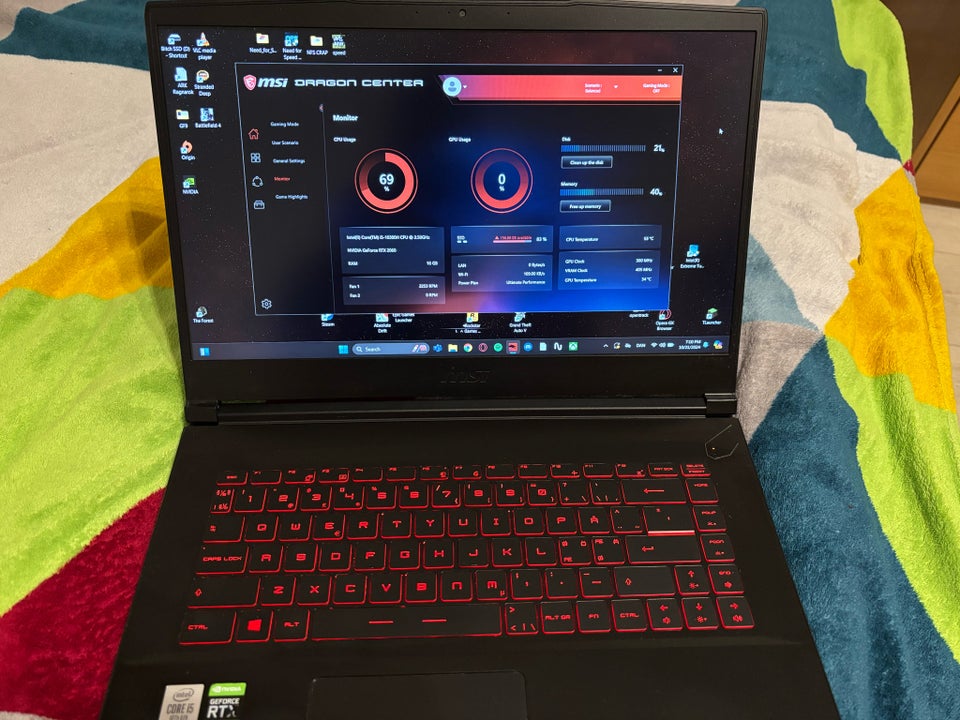 MSI Gf65 thin 10ser, I5 10Gen GHz, 16