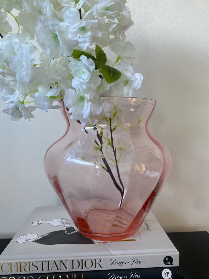 Glas Mundblæst vase  Anna von Lipa