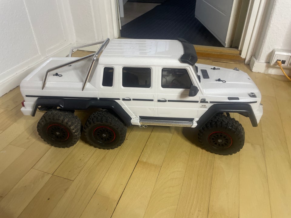 Fjernstyret bil, Traxxas TRX 6x6