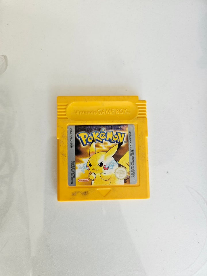 Pokemon Yellow, Gameboy,