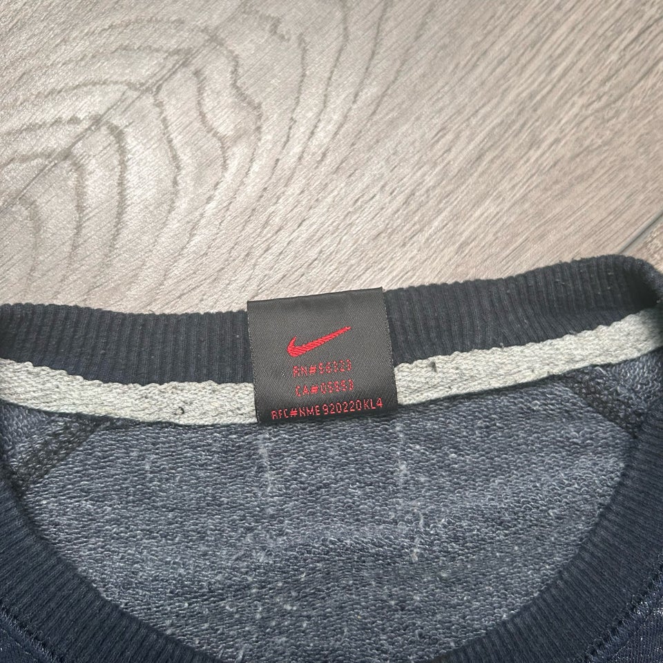 Sweater Nike str L